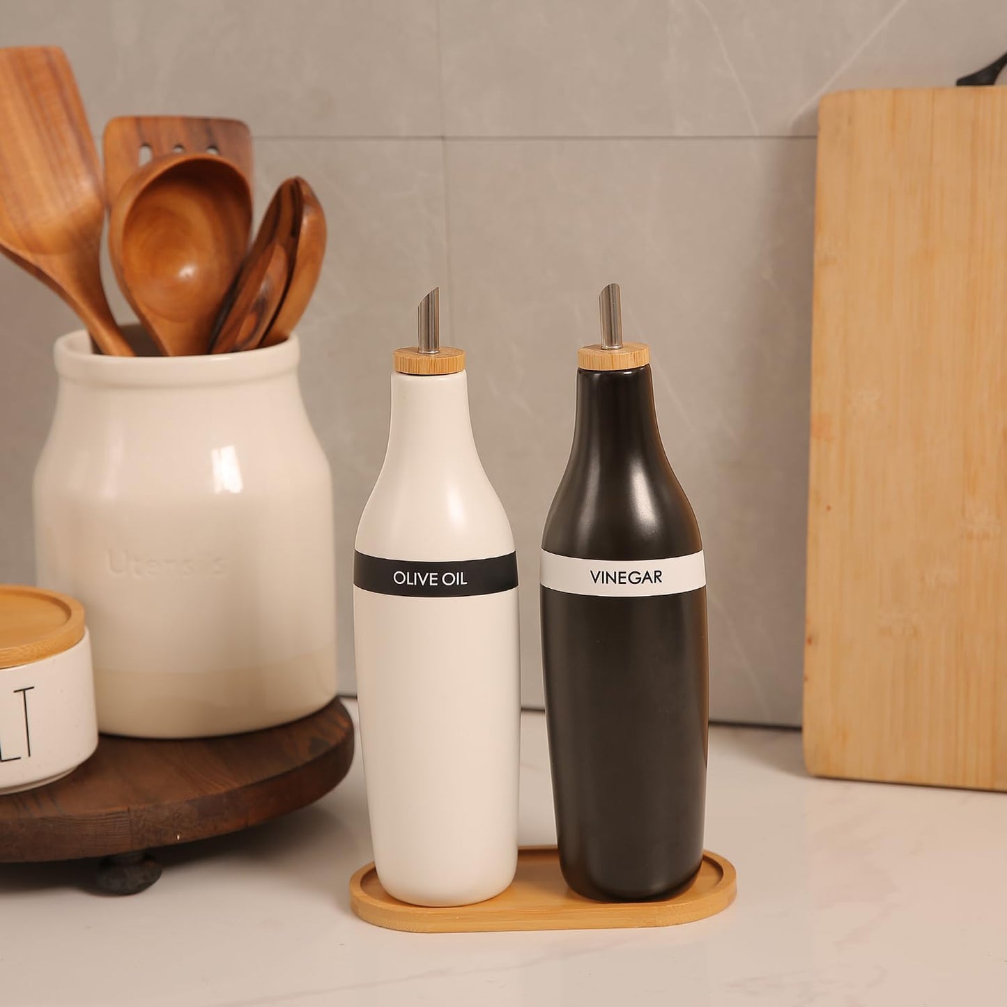 HOMCDALY Olive Oil and Vinegar Dispenser Set, Two 16oz Ceramic Oil Dispenser for Kitchen, Kitchen Dispenser Bottle for EVOO Vinegar Syrups, Modern Farmhouse Design| Set of 2 –Black &white