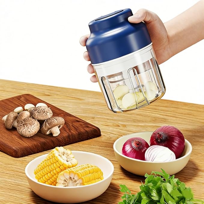 Electric Garlic Chopper, Mini Portable Veggie Chopper, 4/6 Stainless Steel Blades Small Food Processor with USB Rechargeable Wireless, One-Touch Operation for Garlic, Onion & Vegetables (C,Six knives)