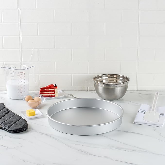 Restaurantware-Met Lux 14 x 2 Inch Straight-Sided Baking Tin, 1 Round Cake Pan - Oven-Ready, Freezable, Anodized Aluminum Round Baking Pan, Greaseproof, For Layer Birthday Cake