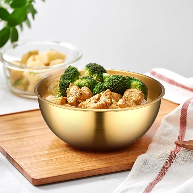 Nuogo 10 Pcs Stainless Steel Mixing Bowls Christmas Decorative Esthetician Bowls for Christmas First Holy Communion Wedding Baking Prepping Serving Facial Salad Fruit Candy(4.7 Inch,Gold)