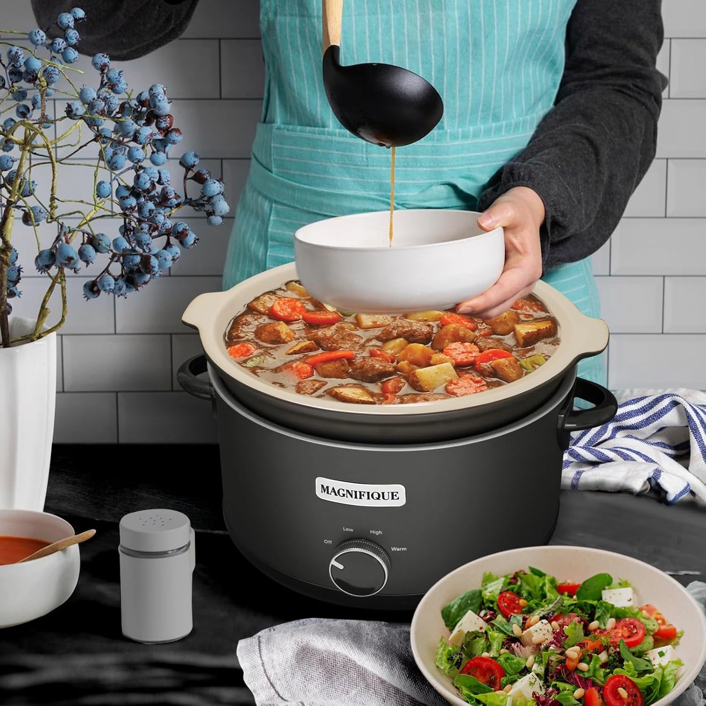 Magnifique 5 Quart Slow Cooker Round Manual Pot Food Warmer with 3 Cooking Settings Perfect Kitchen Small Appliance for Family Dinners (Stainless Steel Black and Black Ceramic Pot)