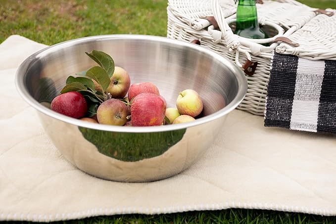Fox Run Stainless Steel Mixing Bowl, Set of 3 Nesting Mixing Bowls, 4.25, 6.25, and 10.75 Quarts